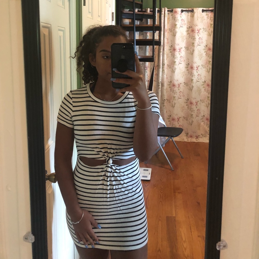 Kendall & Kylie striped T-shirt dress